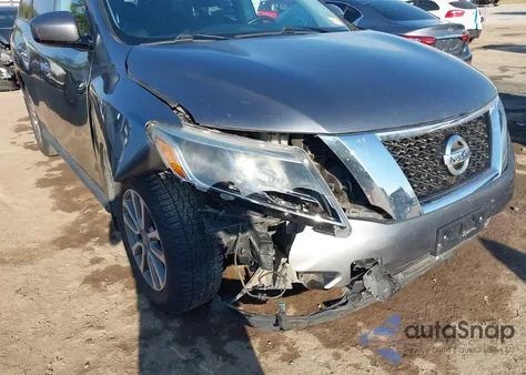 2016 Nissan Pathfinder S z USA, uszkodzony, nr VIN 5N1AR2MM9GC651277